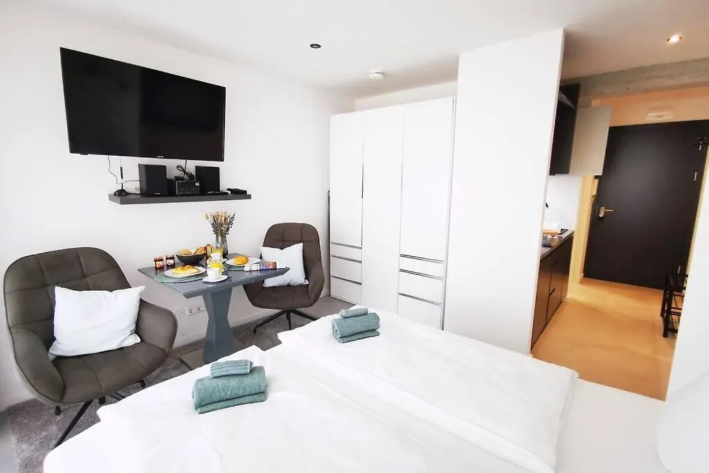 Hh 05 By Rockchair - Superhost Status - Modernes Apartment Mit Sonnigem Balkon & Premium Boxspringbetten In Winterhude - Hamburg Top Geheimtipp